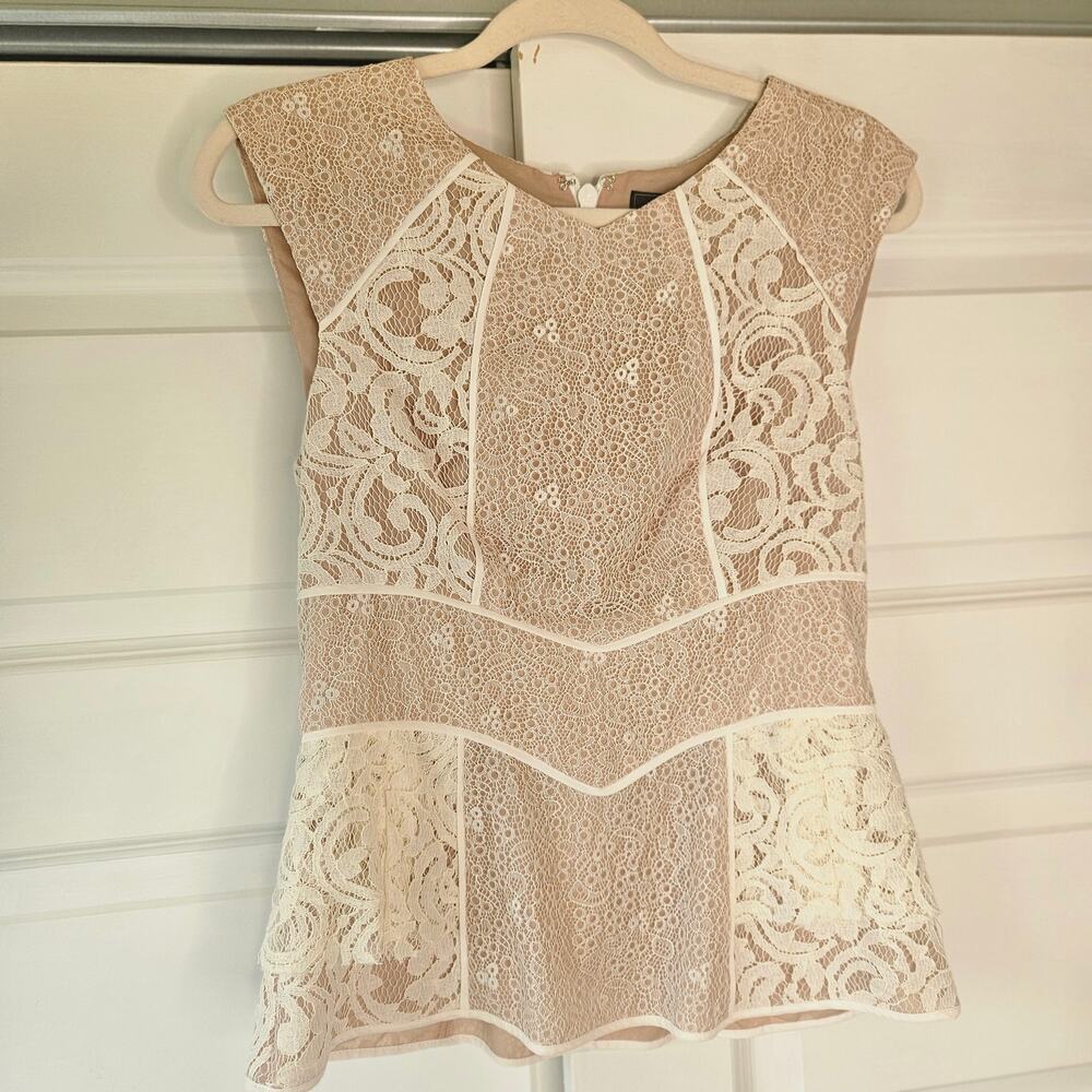 BCBG Max Azria Lace Peplum Top Nude Beige White Size Small